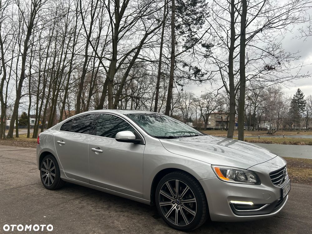 Volvo S60 - 4