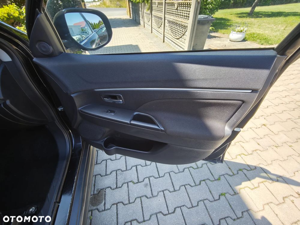 Mitsubishi ASX 1.6 2WD Edition - 31