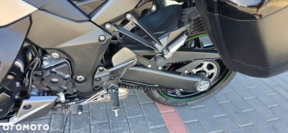 Kawasaki Ninja 1000 SX - 33