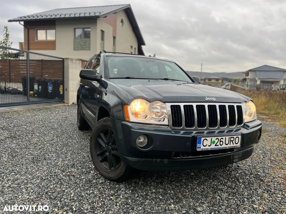 Jeep Grand Cherokee - 1