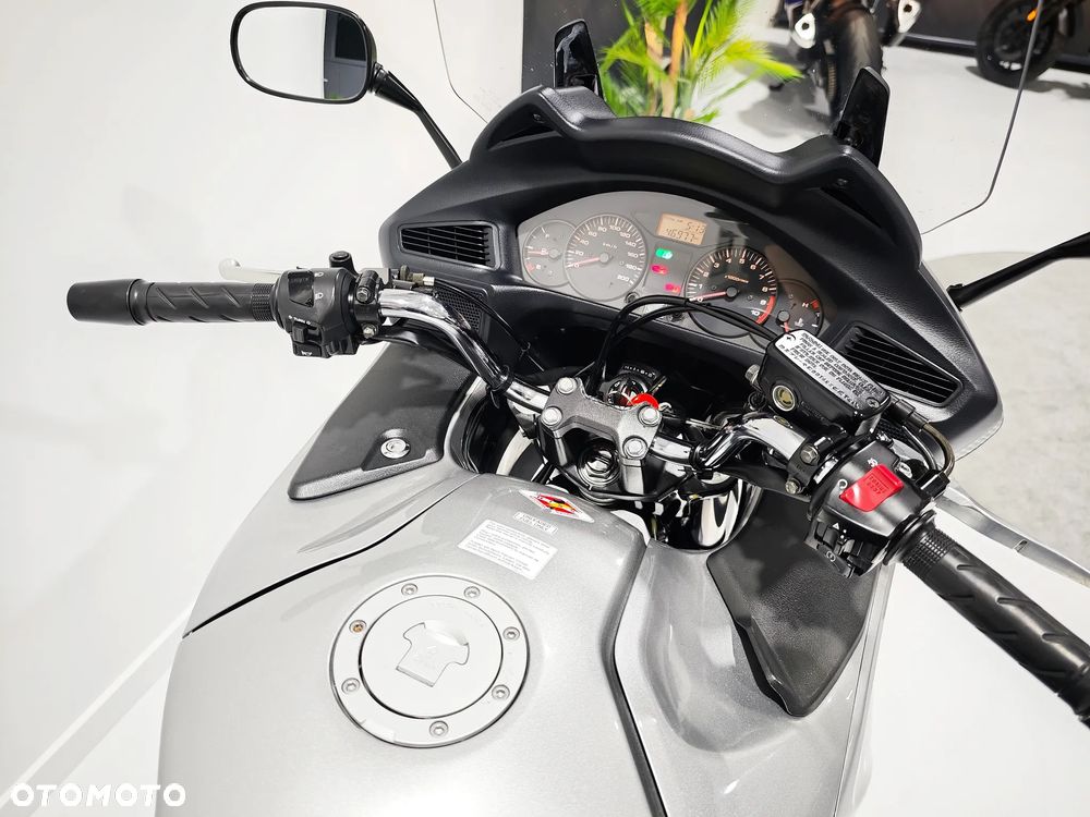 Honda Deauville - 14