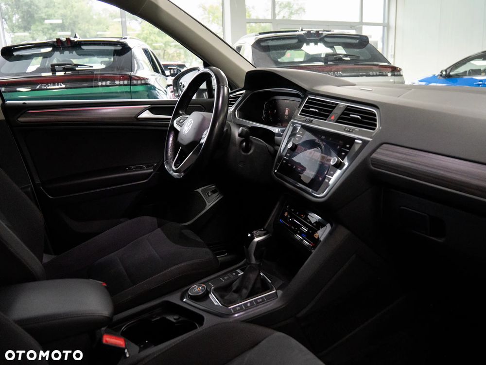 Volkswagen Tiguan 2.0 TSI 4Mot Elegance DSG - 28