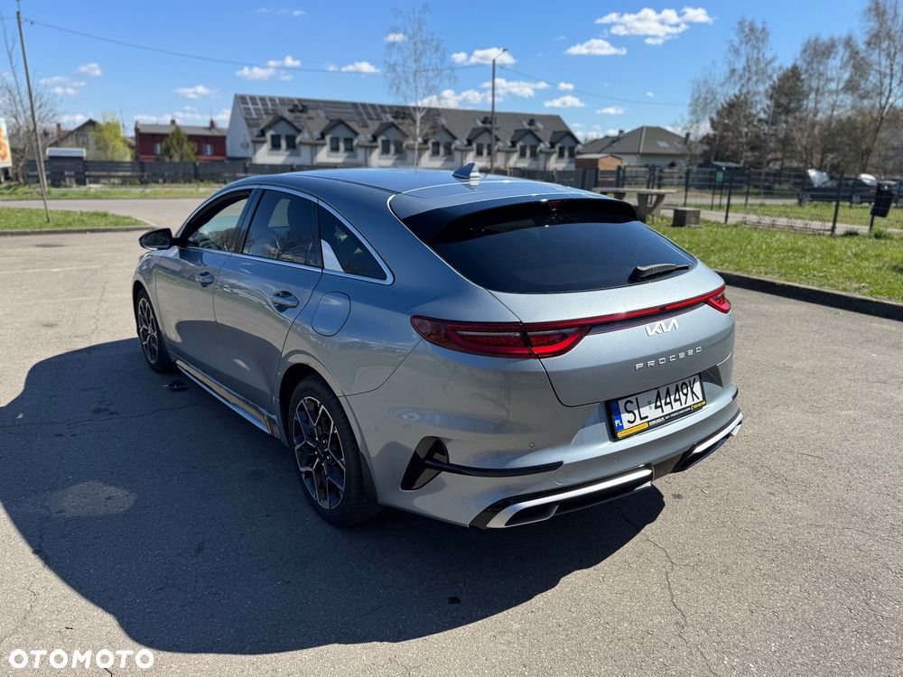 Kia ProCeed - 8