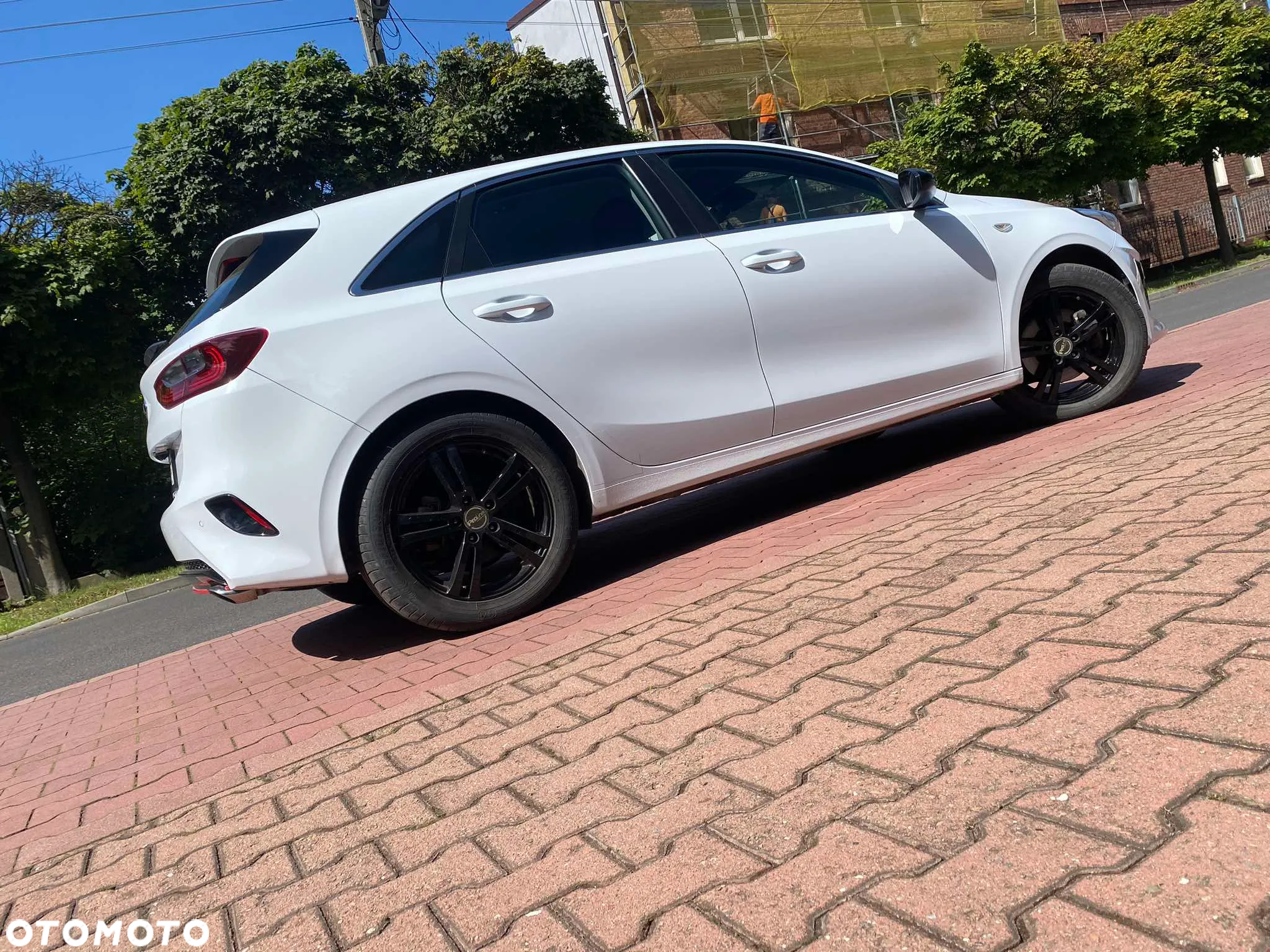 Kia Ceed - 15