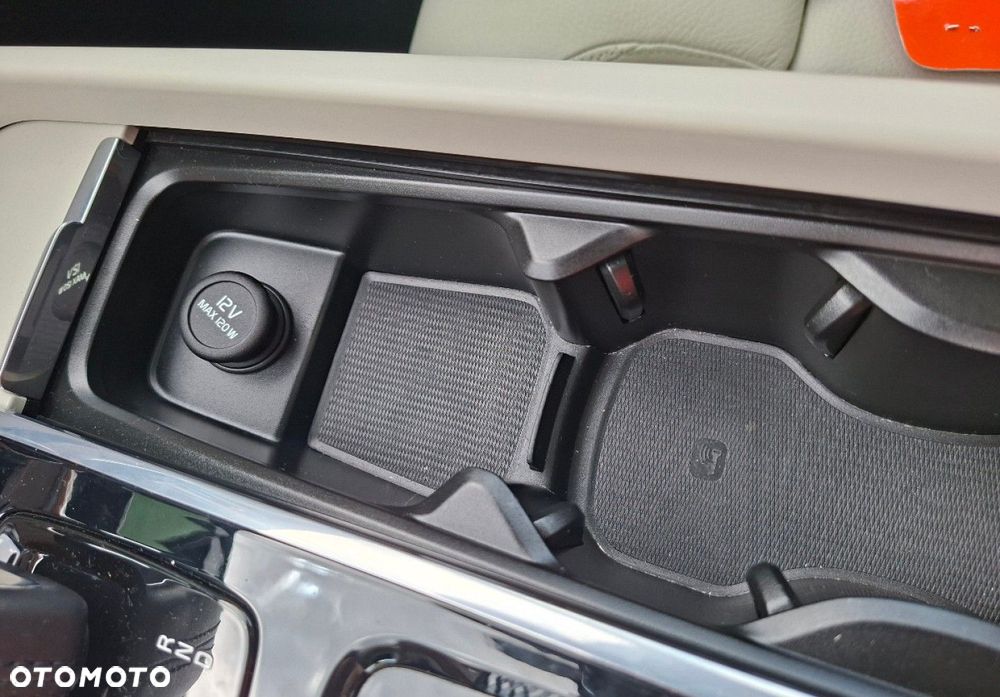 Volvo XC 60 - 37