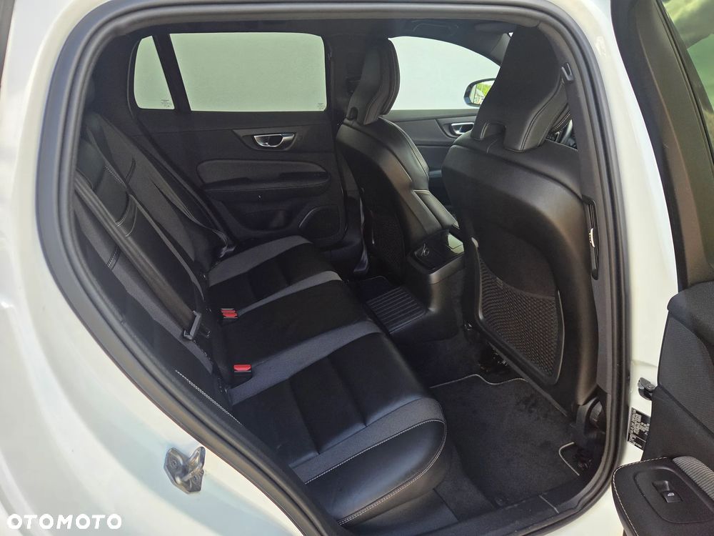 Volvo V60 - 13