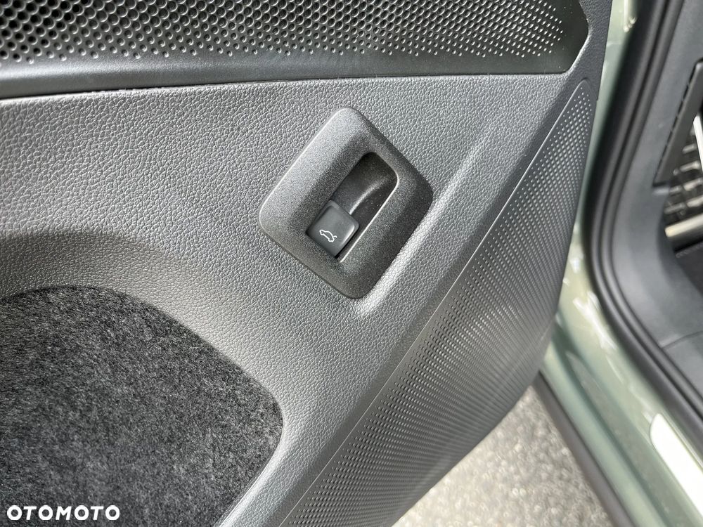 Volkswagen Tiguan 2.0 TDI 4Mot R-Line Plus DSG - 26