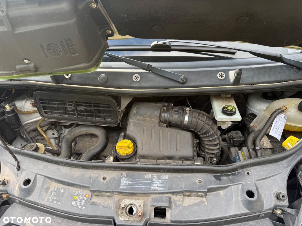 Opel Vivaro - 7
