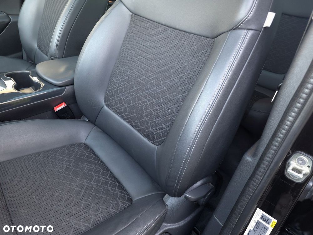 Peugeot 3008 2.0 HDi Allure - 12