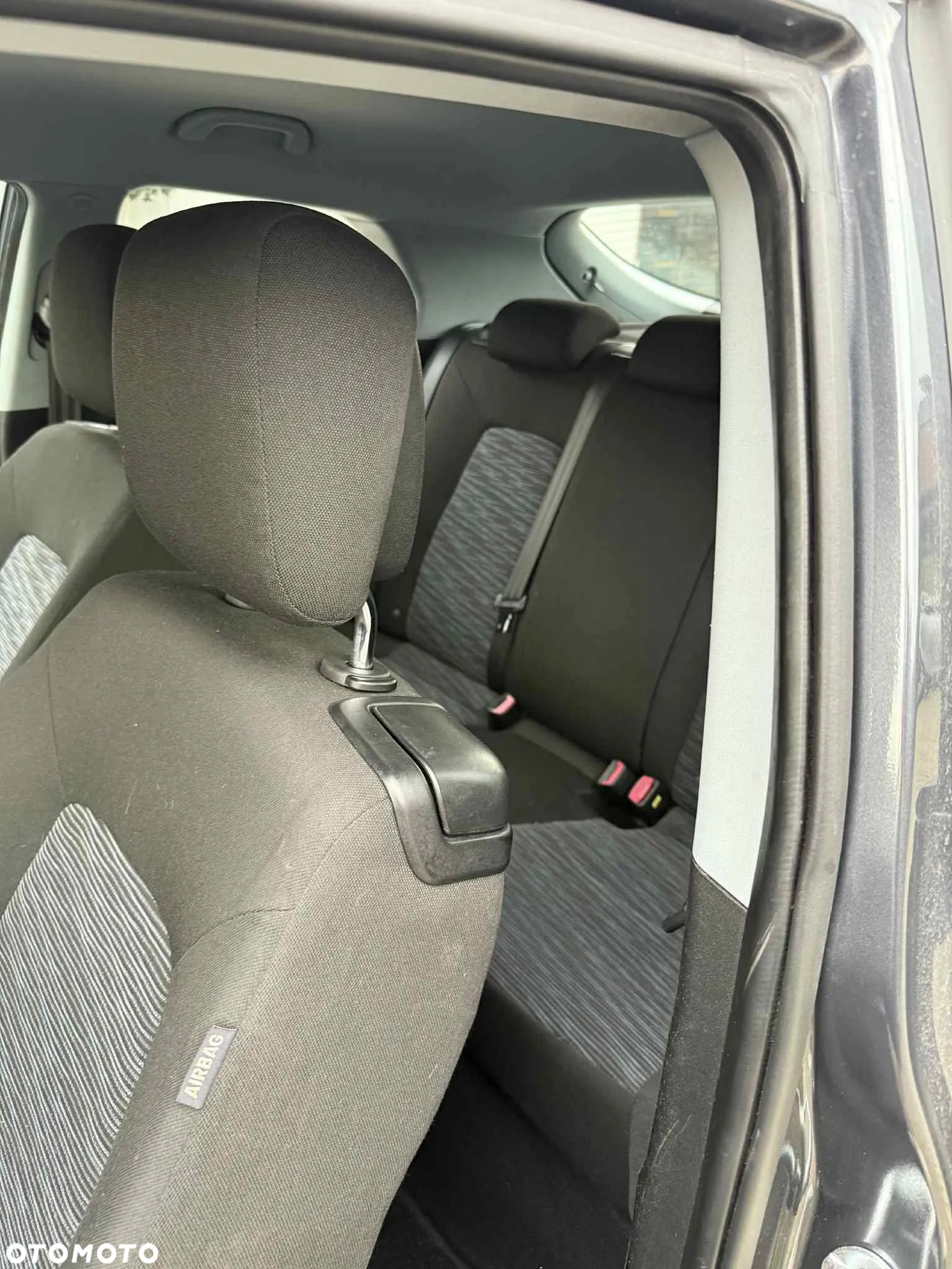 Kia Ceed - 6