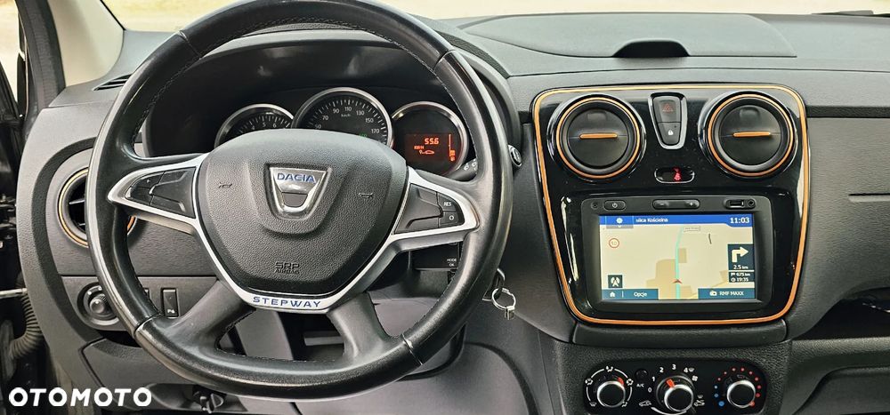 Dacia Lodgy TCe 115 Stepway - 28