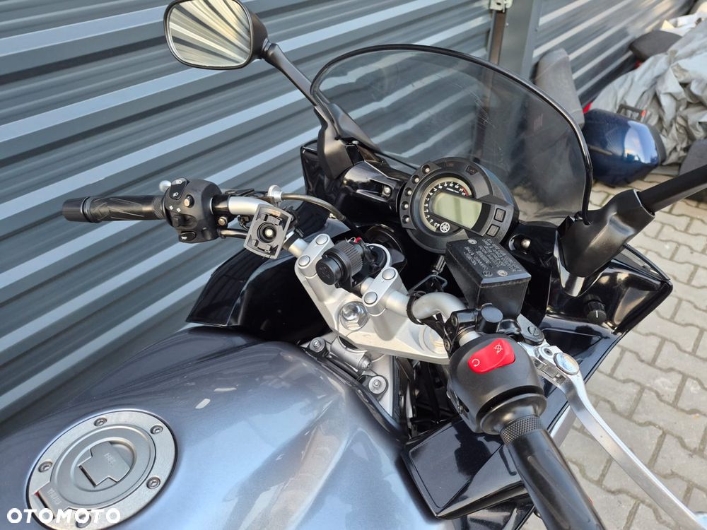 Yamaha FZ6 - 10