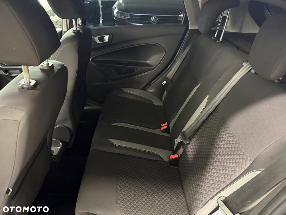 Ford Fiesta 1.25 SYNC Edition - 13