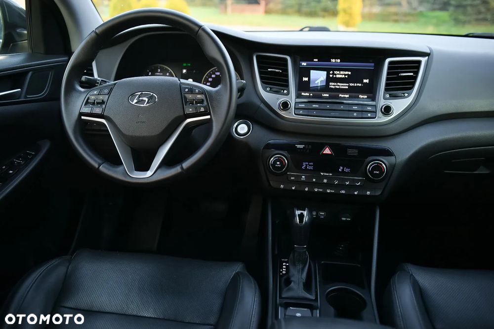 Hyundai Tucson blue 1.7 CRDi 2WD DCT Premium - 15