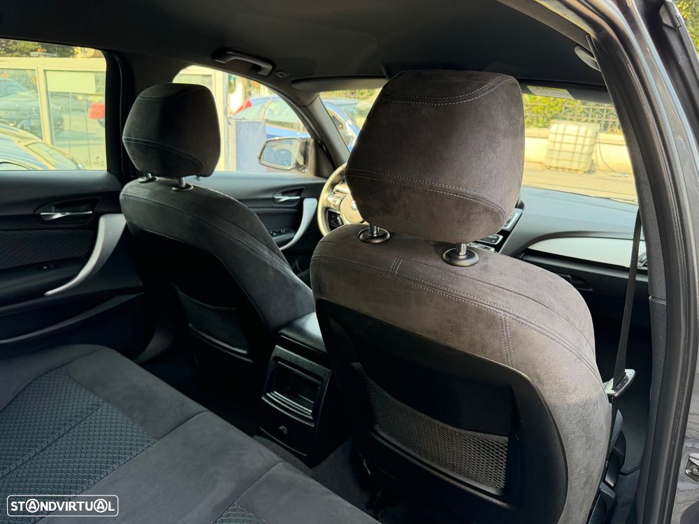 BMW 118 d Pack M - 54