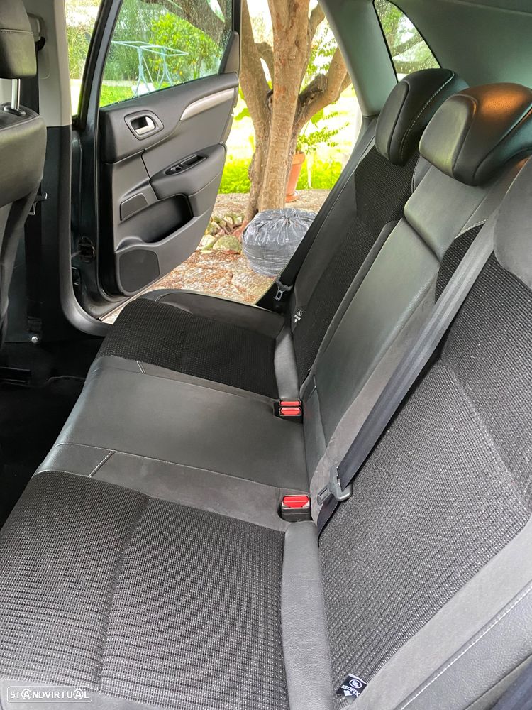 Citroën C4 1.6 e-HDi Exclusive CMP6 - 8