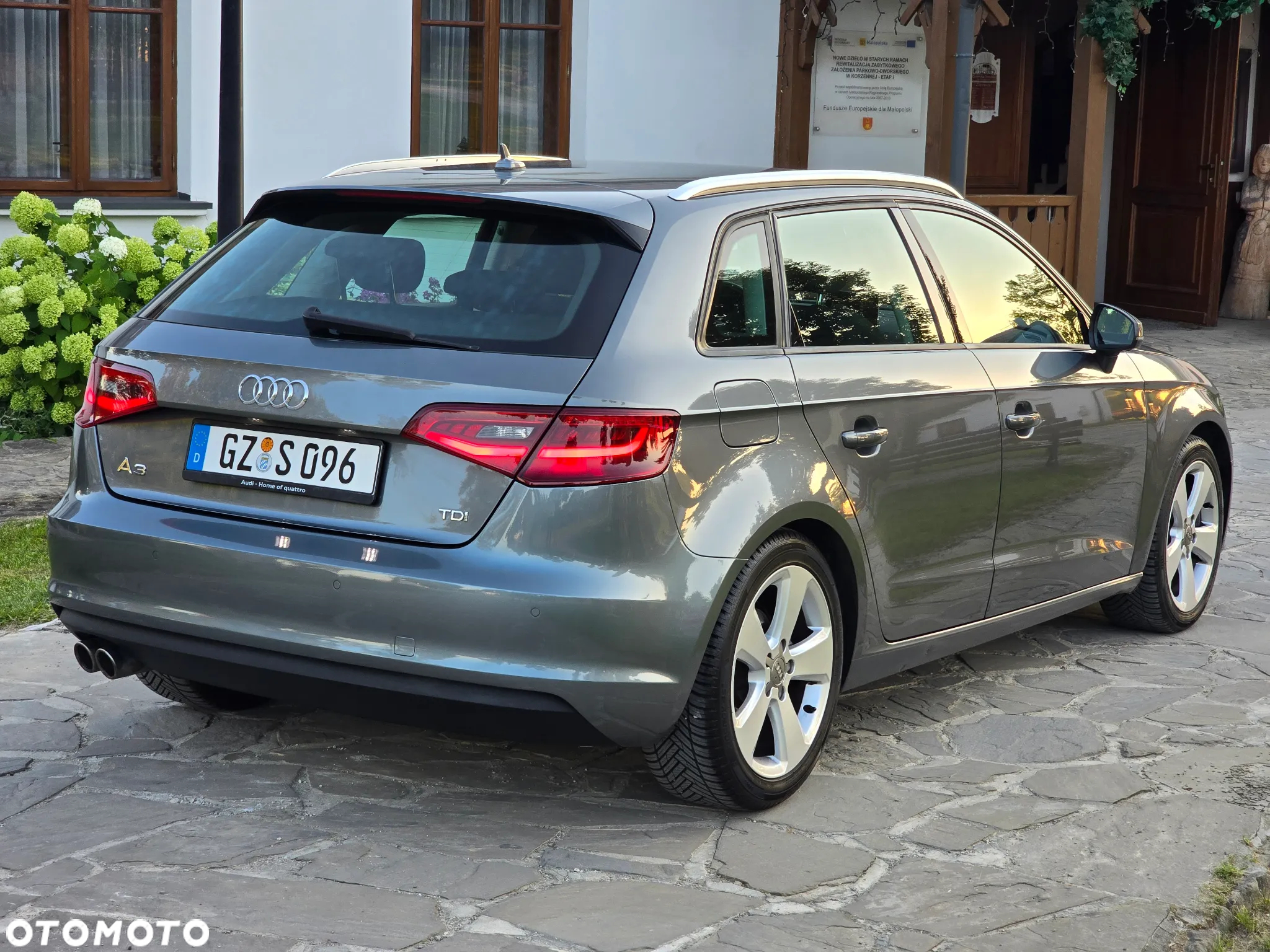 Audi A3 Sportback 2.0 TDI Attraction S tronic - 12