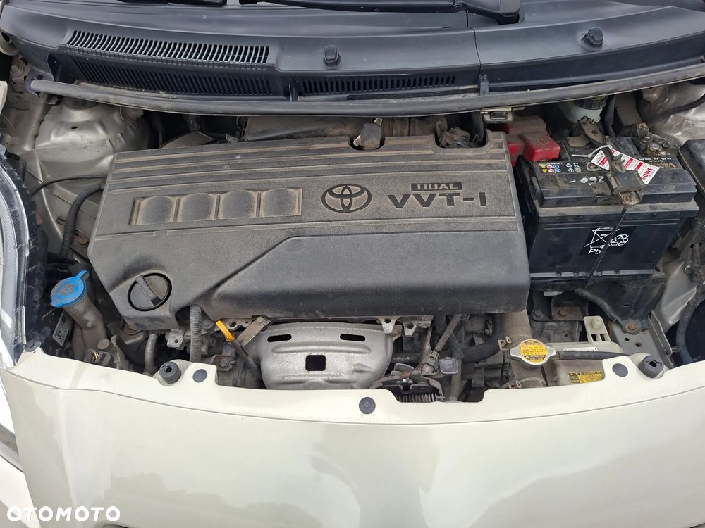 Toyota Yaris 1.33 Active - 12