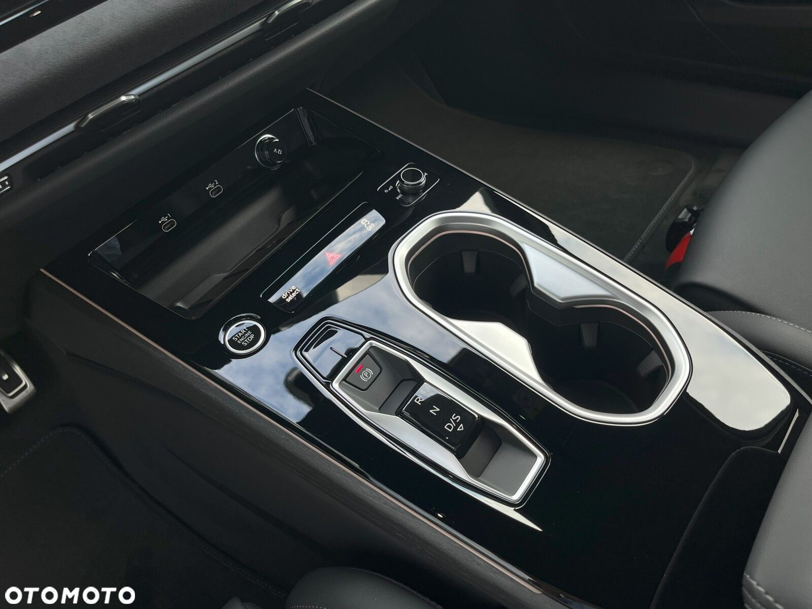 Audi A6 - 6