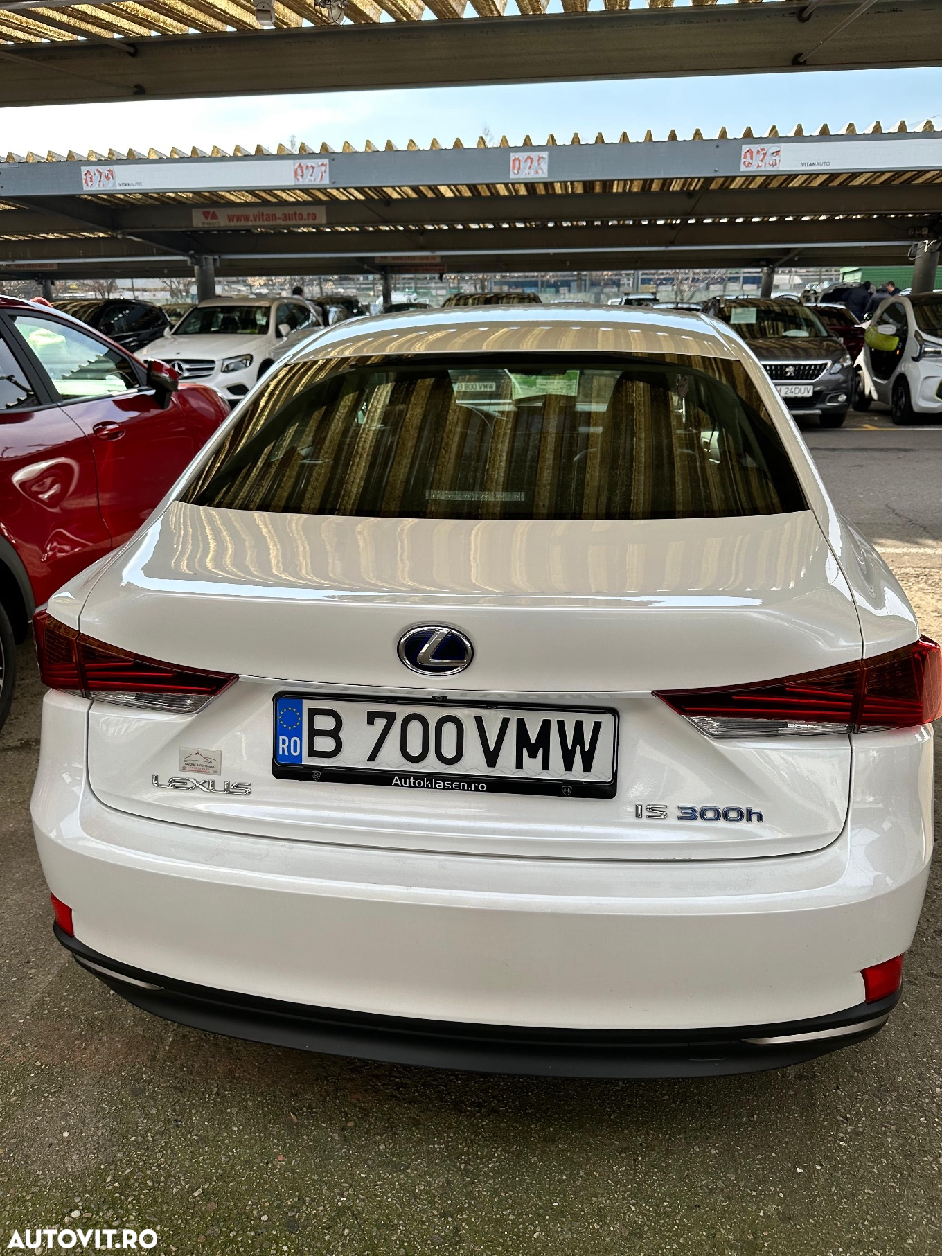 Lexus Seria IS 300h Aut. Business - 2