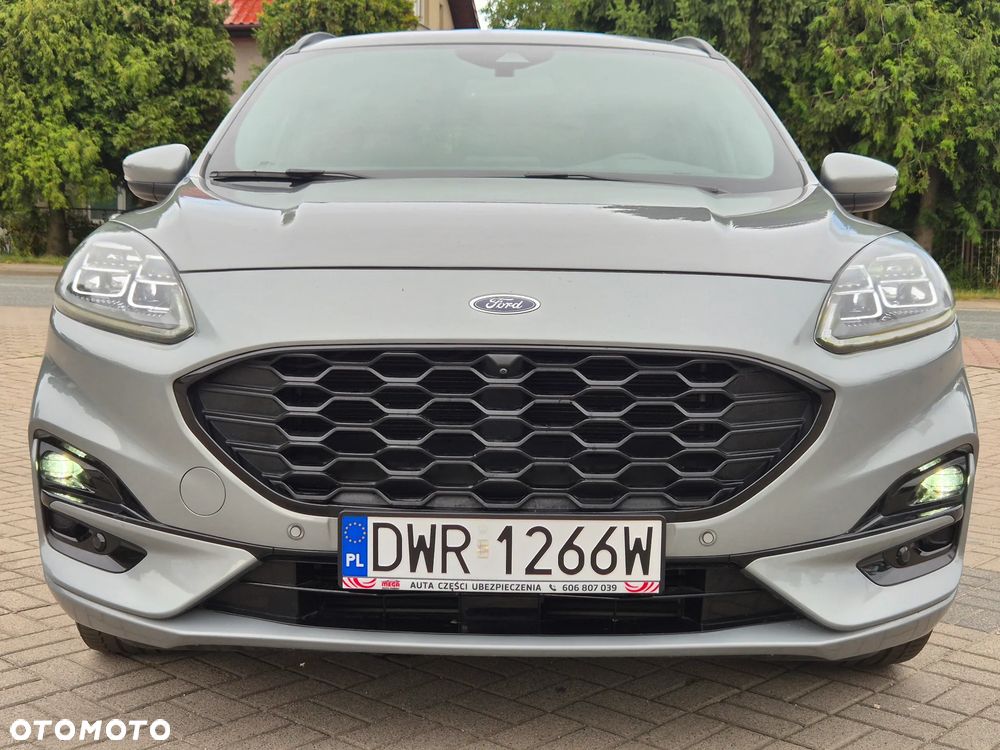 Ford Kuga 1.5 EcoBoost ST-LINE - 3