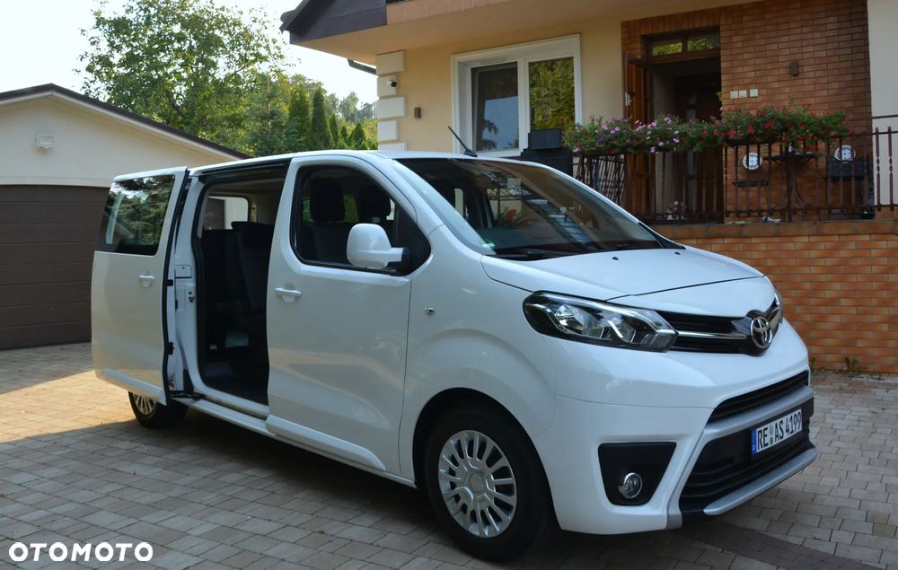 Toyota ProAce 1,5-l-D-4D L2 (8-Si.) Verso Family Comfort - 13