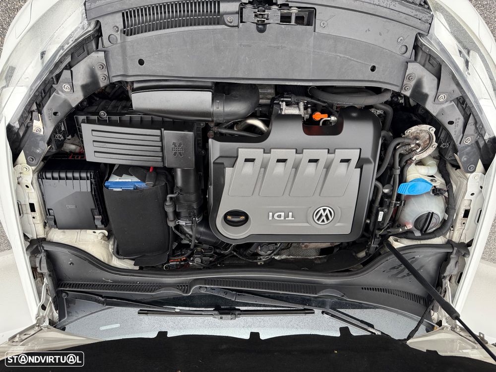 VW Golf 2.0 TDi DPF GTD - 2