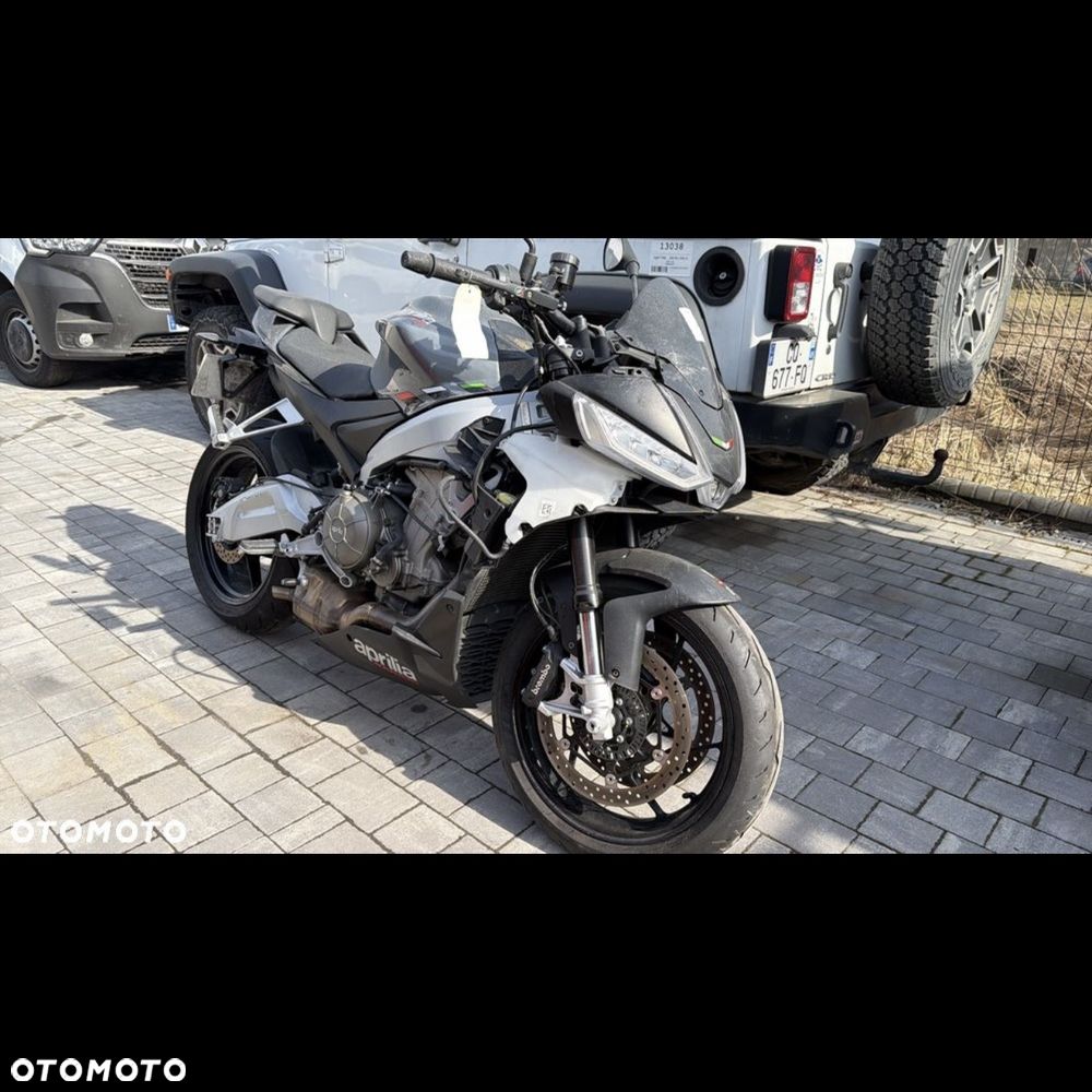 Aprilia Tuono - 19
