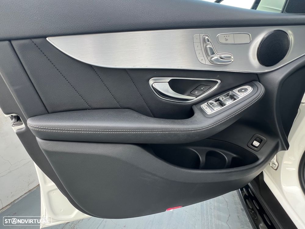 Mercedes-Benz GLC 220 d 4Matic 9G-TRONIC AMG Line - 13