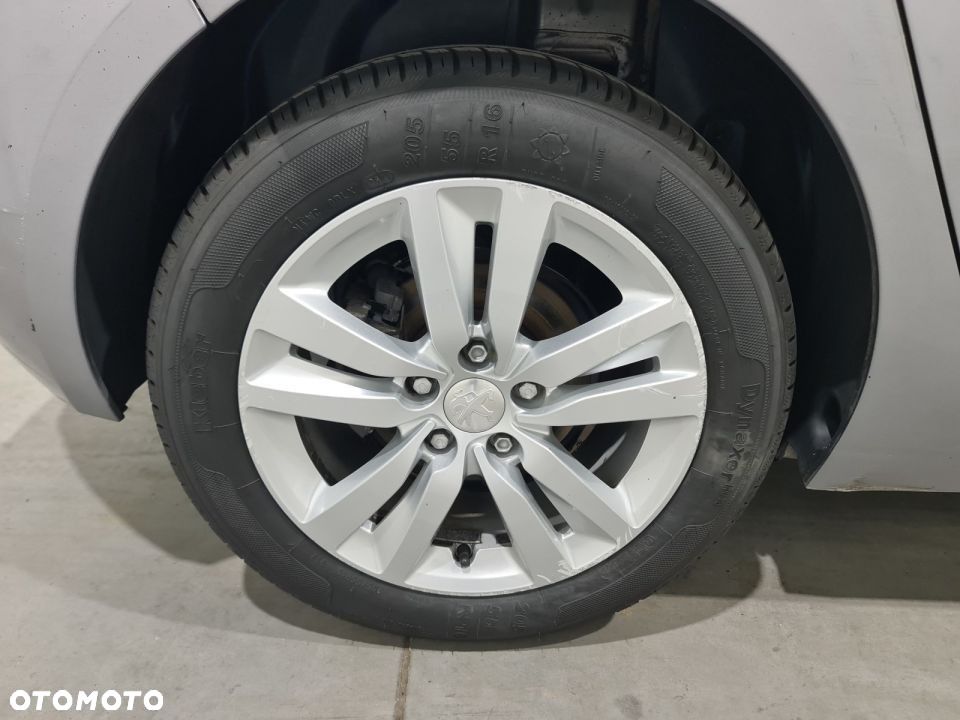 Peugeot 308 - 21