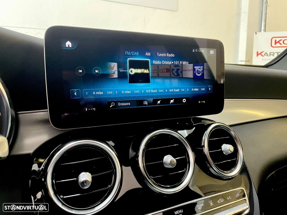 Mercedes-Benz GLC 300 de 4Matic 9G-TRONIC AMG Line Plus - 36