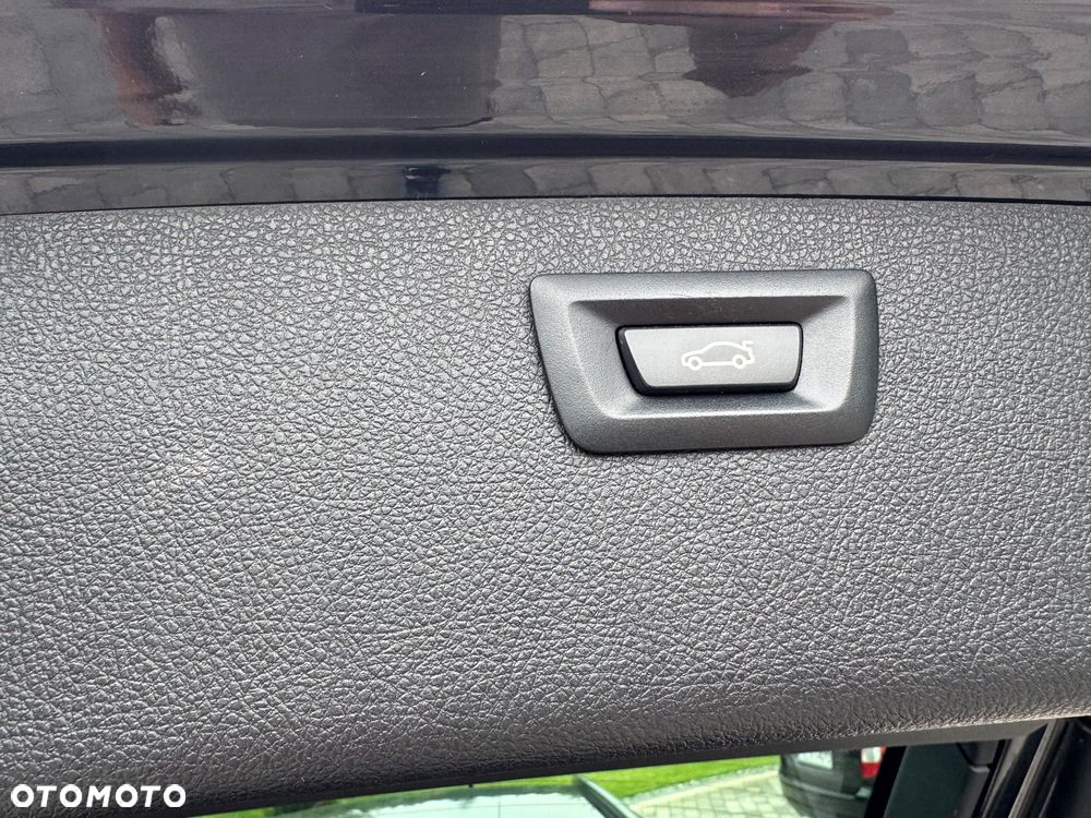 BMW Seria 3 316d - 15