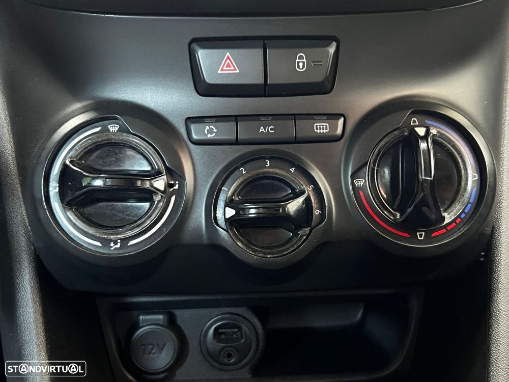 Peugeot 208 1.6 BlueHDi Allure - 33