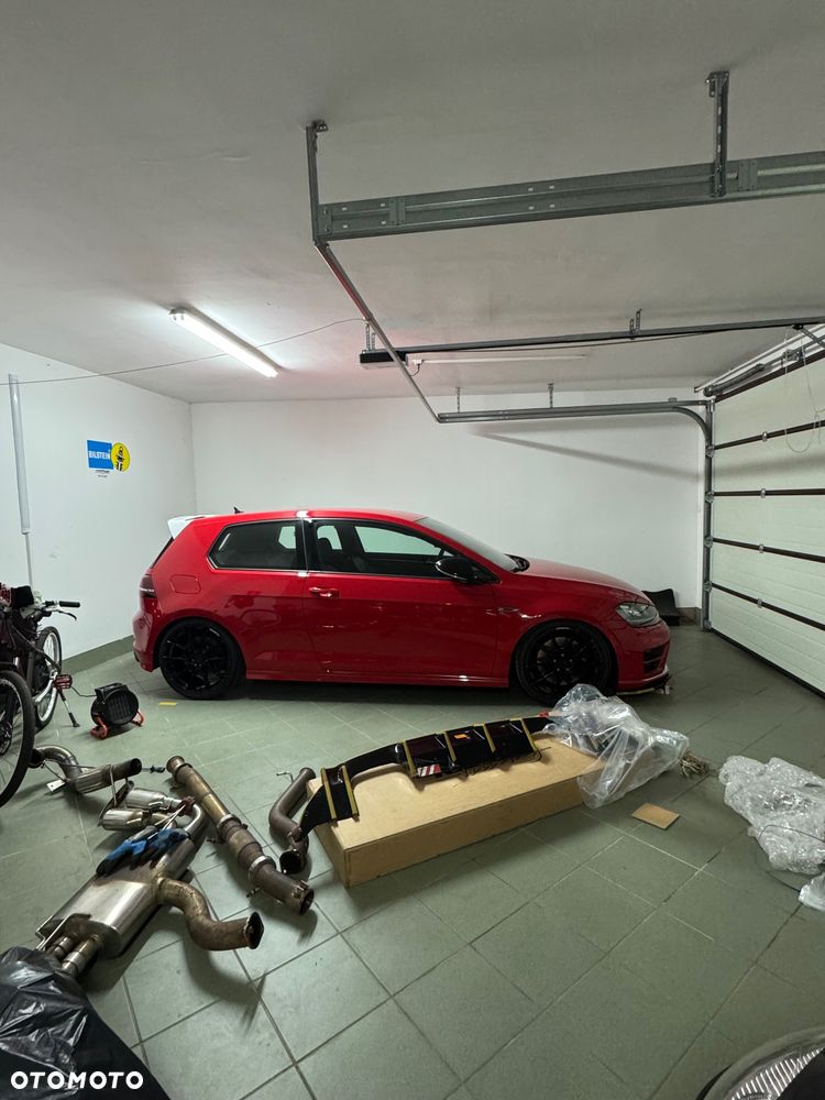 Volkswagen Golf 2.0 TSI BMT 4Mot R - 22