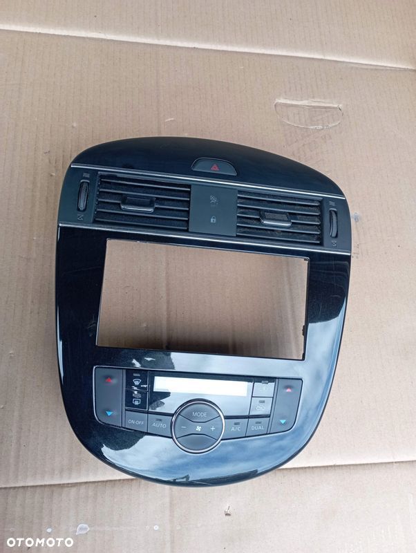 NISSAN PULSAR PANEL ŚRODKOWY KLIMATYZACJI KRATKI 68260-3ZL2A - 1