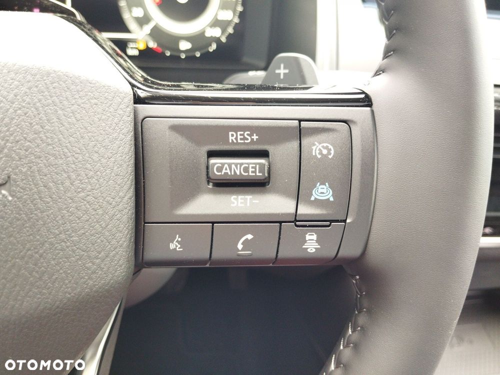 Nissan Qashqai 1.3 DIG-T mHEV Tekna+ Xtronic - 24