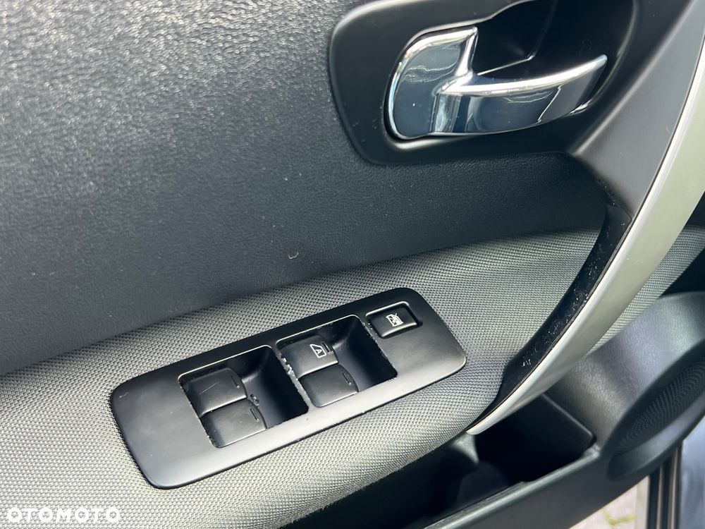 Nissan Qashqai 1.6 acenta - 23