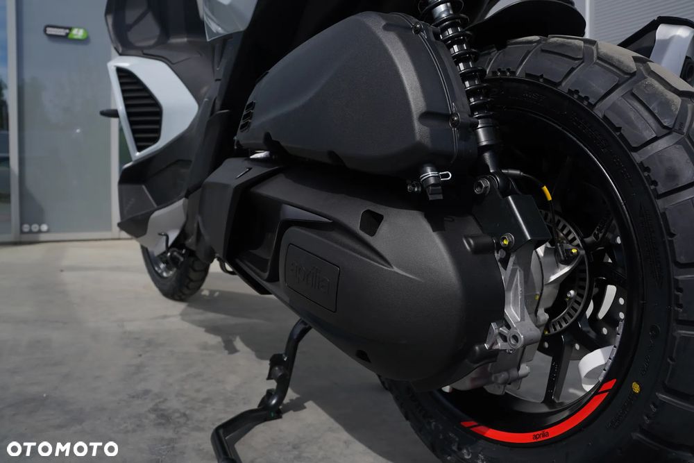 Aprilia SR - 10