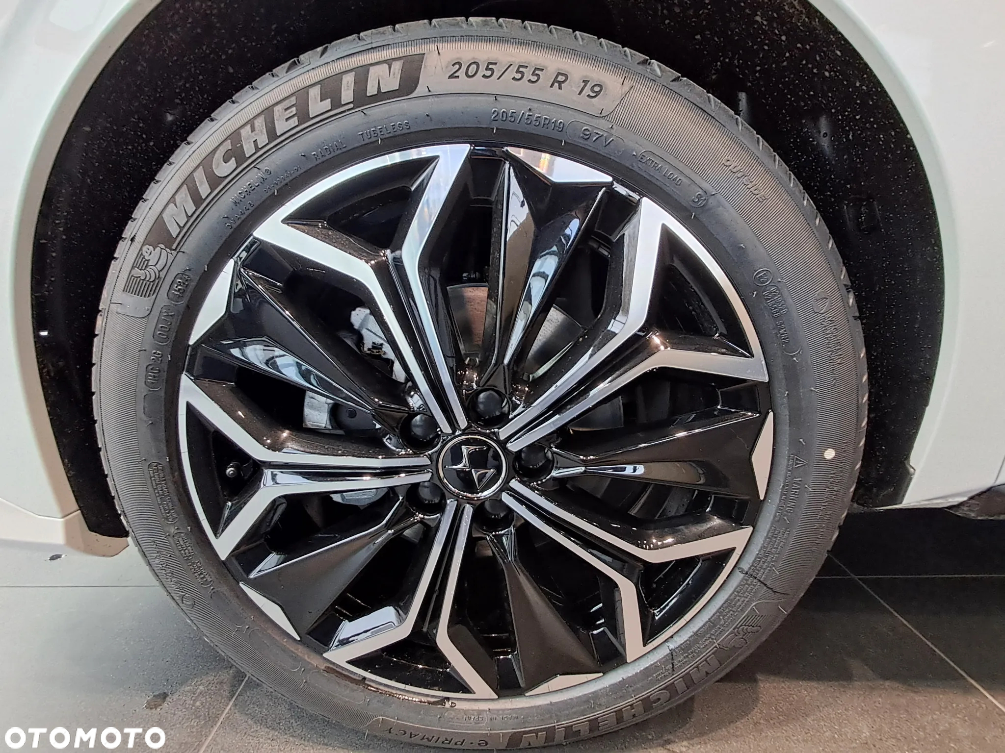 DS Automobiles DS 4 - 12