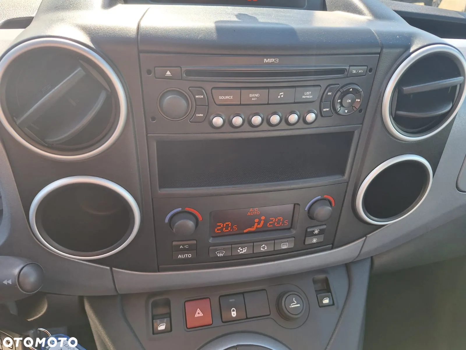 Citroën Berlingo II 1.6i Pakiet Plus - 14