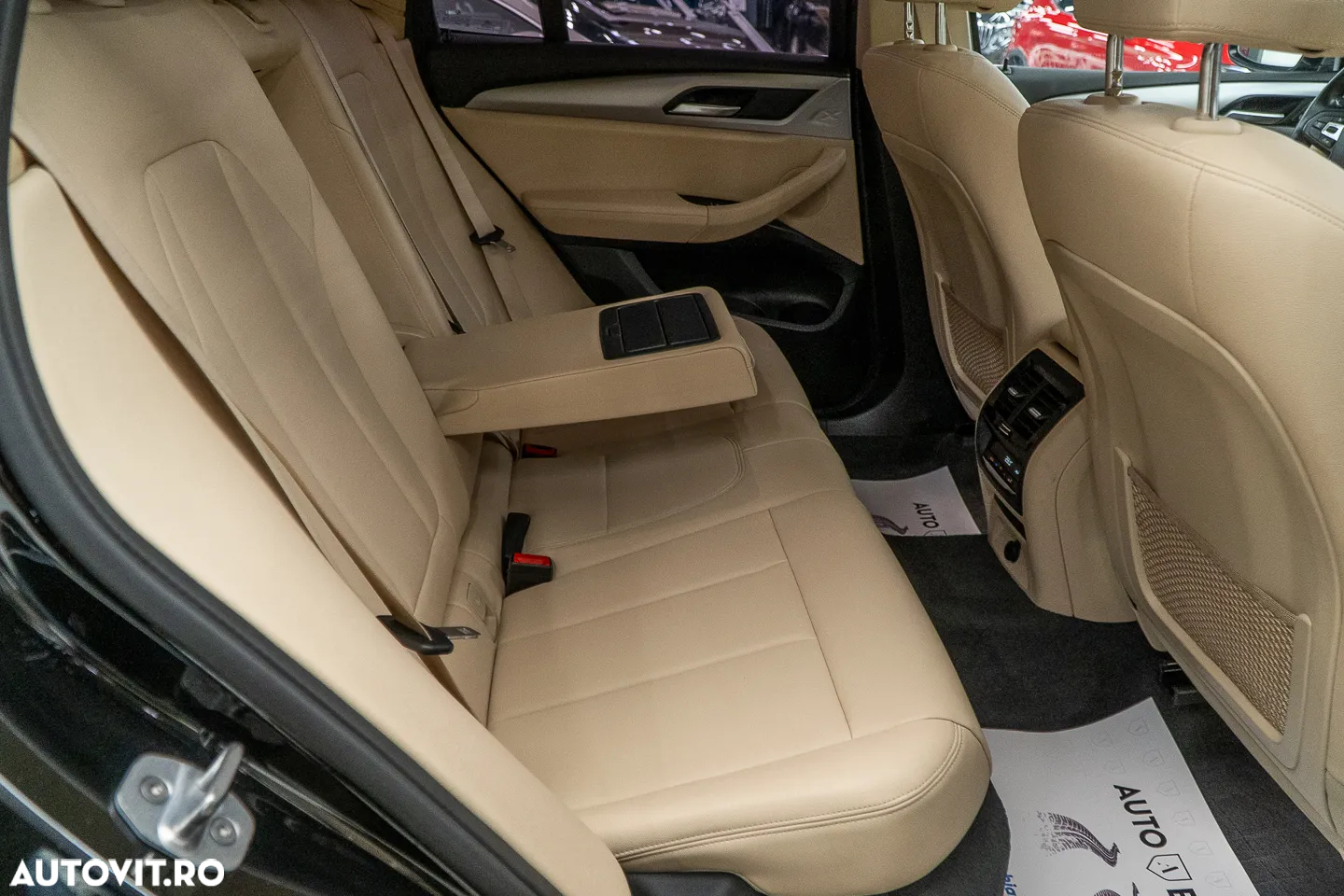 BMW X3 xDrive20d AT xLine - 9