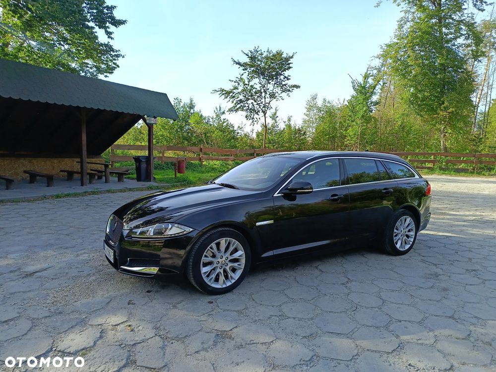 Jaguar XF 3.0 V6 D S - 9