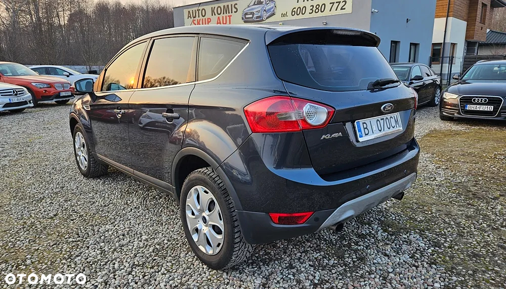 Ford Kuga 2.5 4x4 Titanium - 3