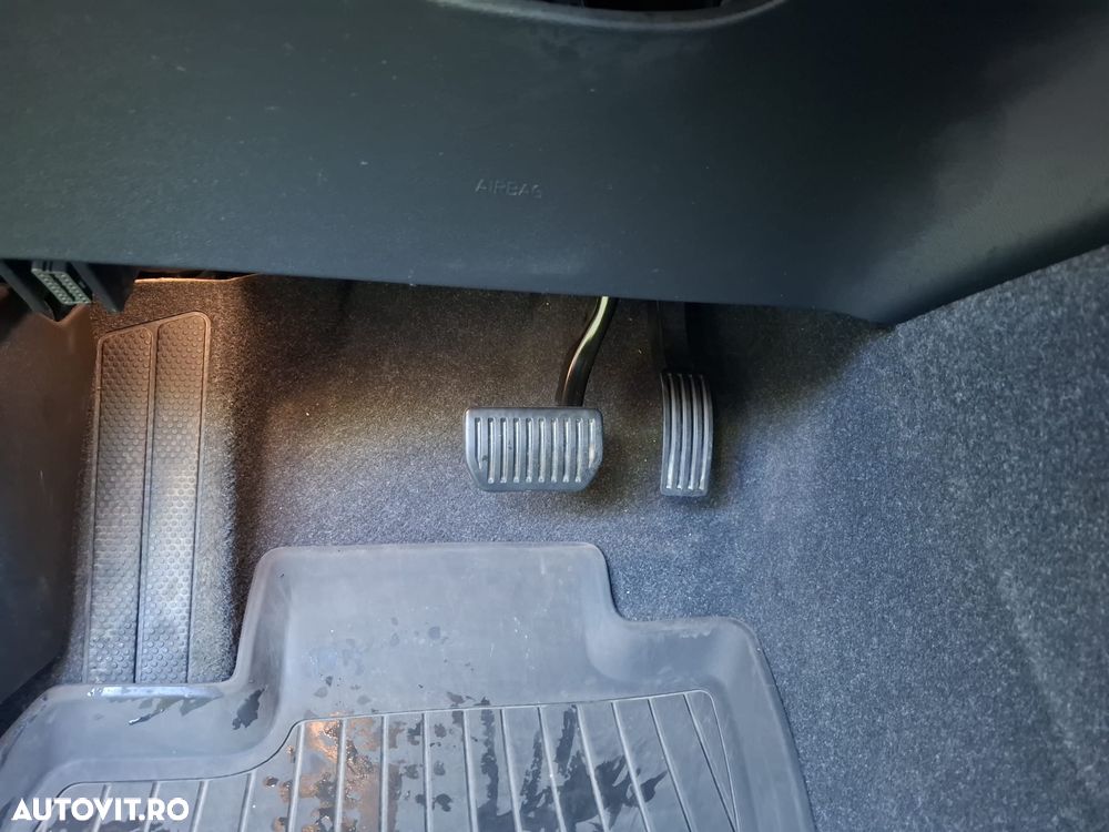 Volvo XC 40 - 6