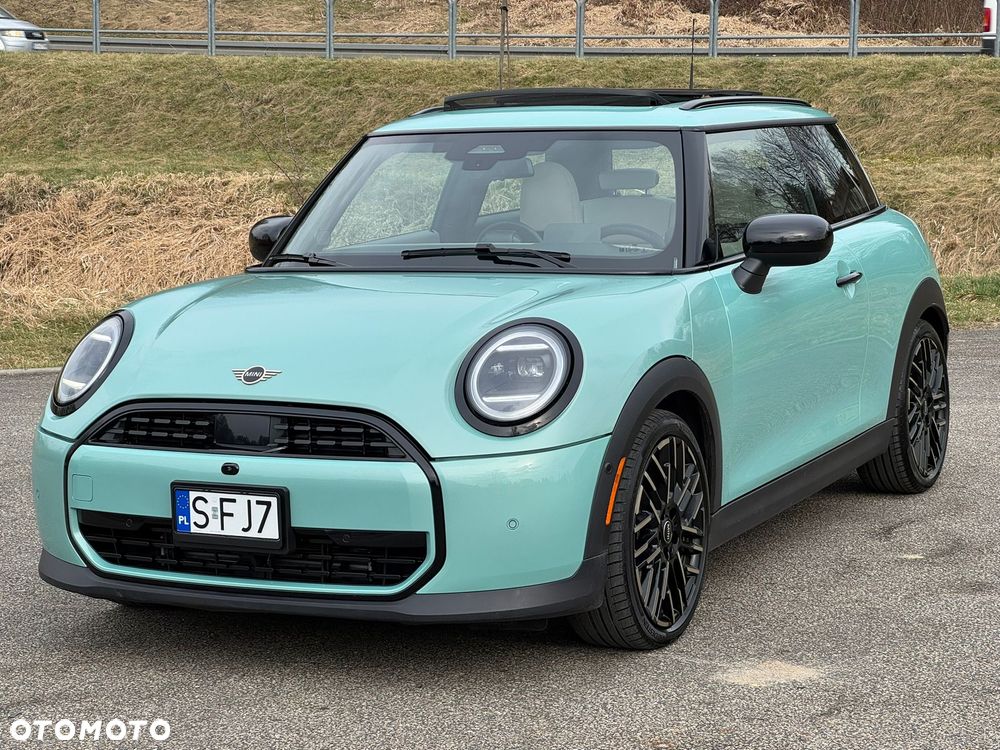 MINI Cooper S Favoured Trim - 5