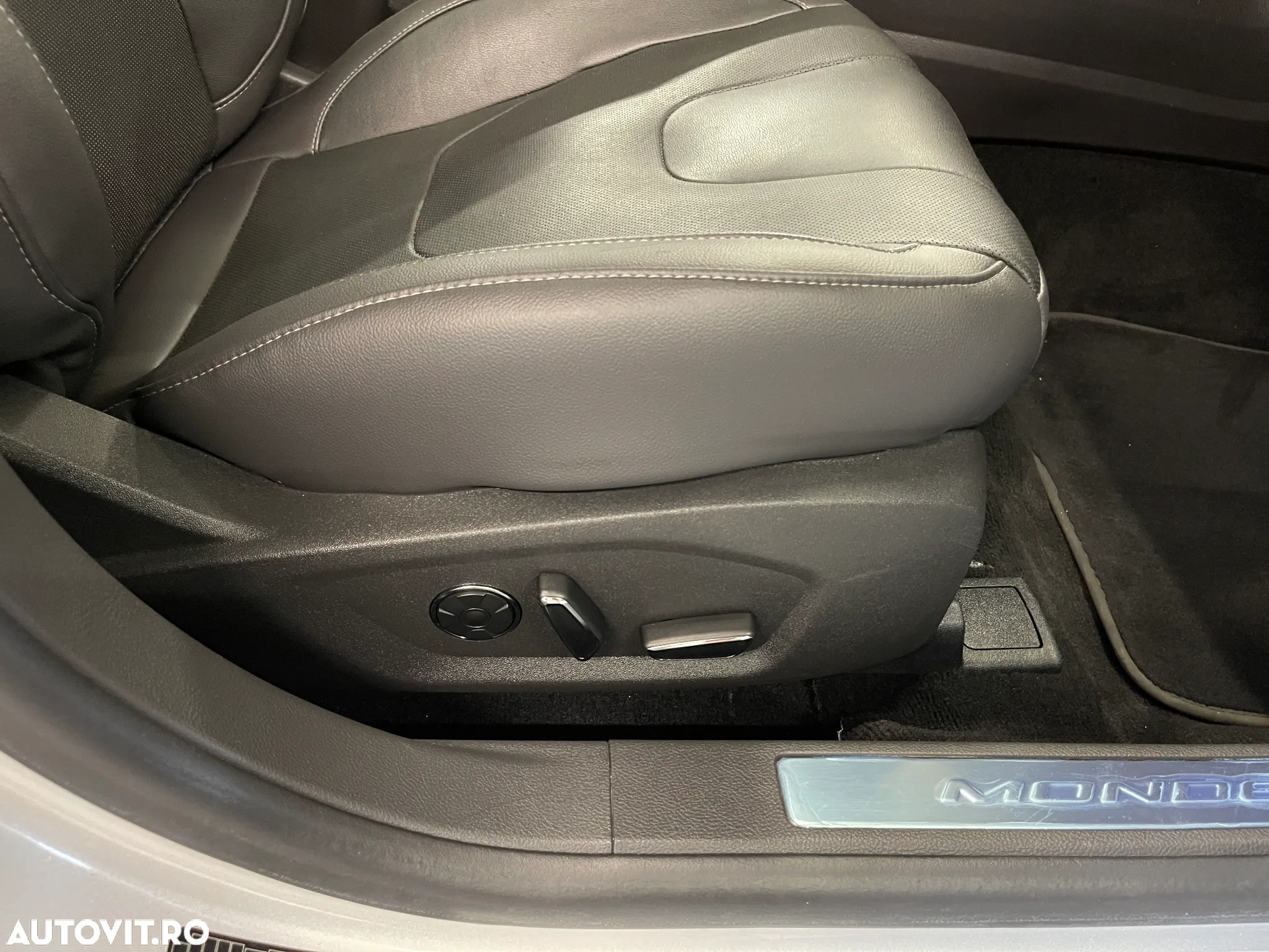 Ford Mondeo 2.0 TDCi Aut. AWD Titanium - 28