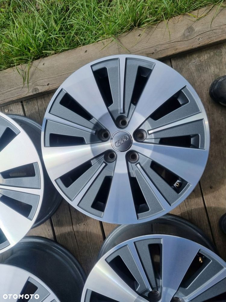 AUDI A3 8V0,Q3,A4,SKODA,seat,vw ALU 7.5X17 ET43 5X112 jak nowe 4szt. - 3