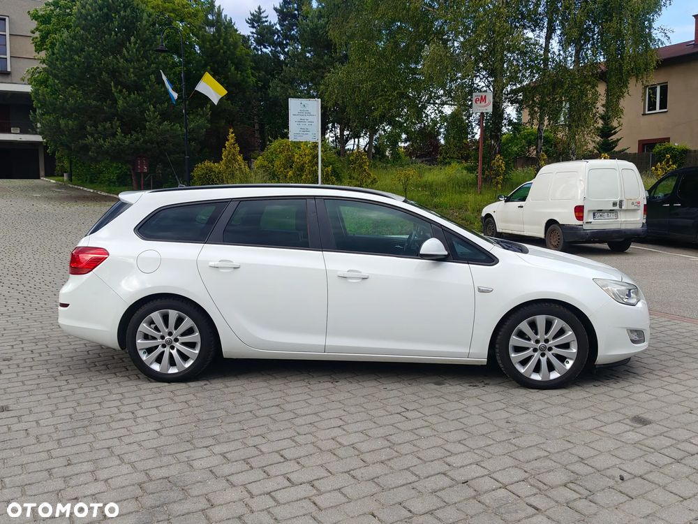 Opel Astra 1.4 T Cosmo - 2