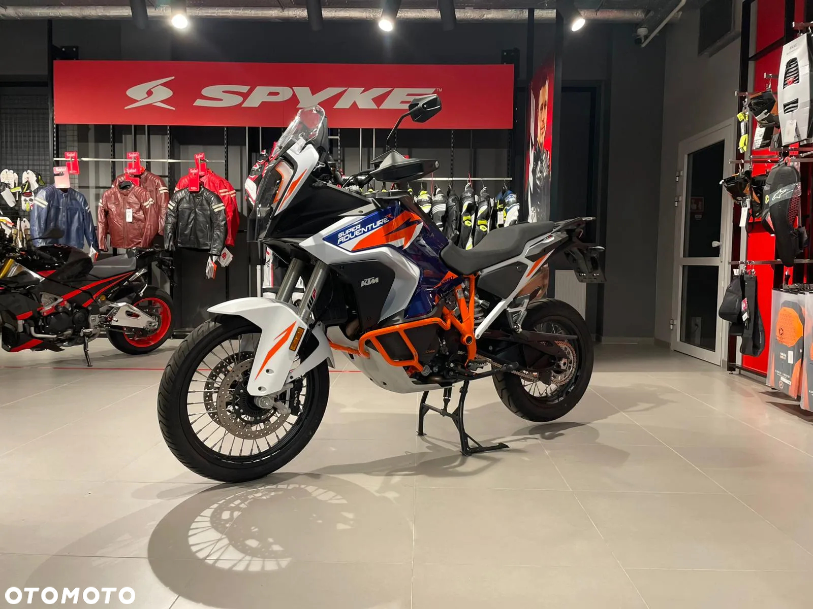 KTM Adventure - 2