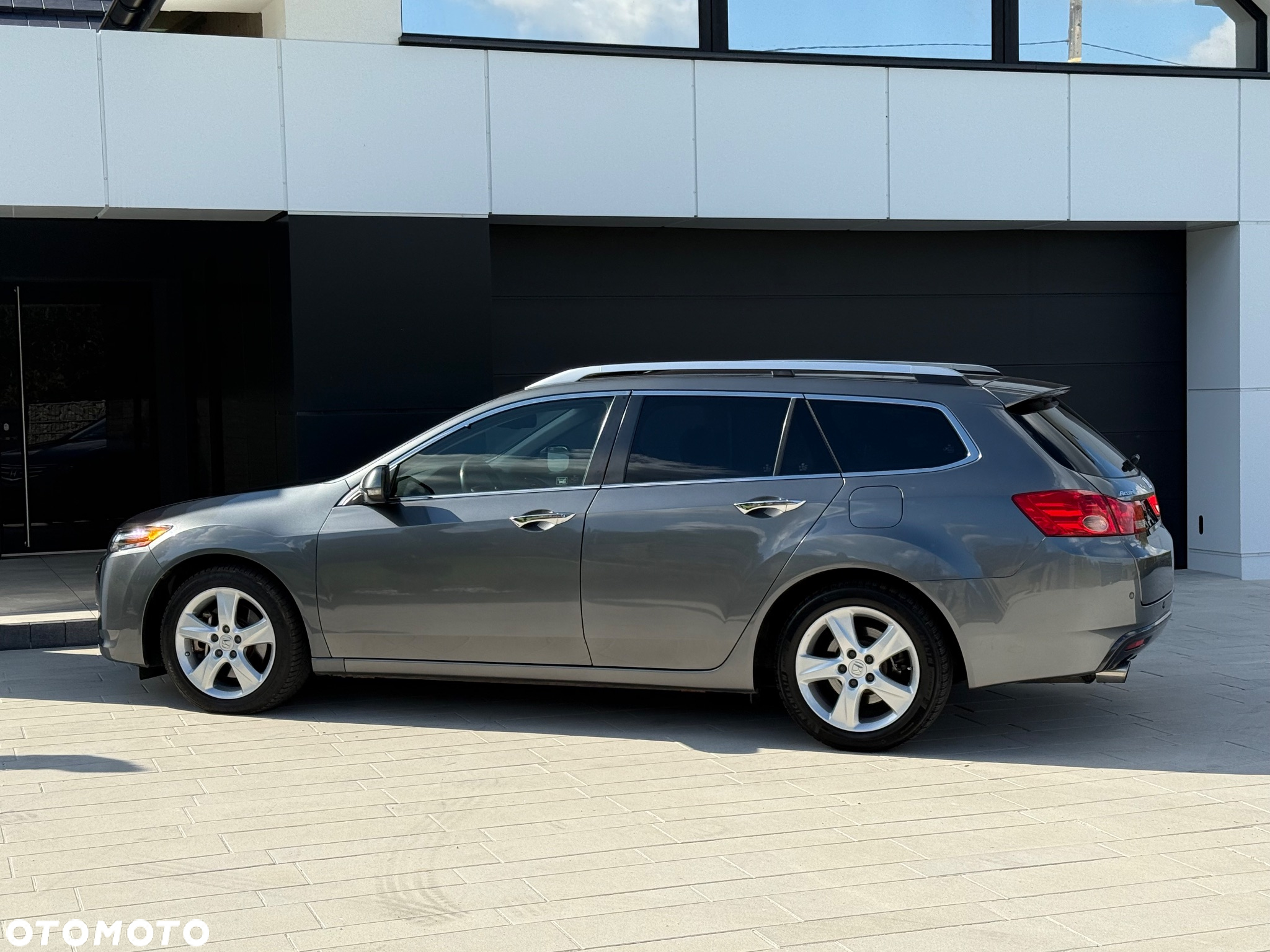 Honda Accord Tourer 2.4 Automatik Executive - 18